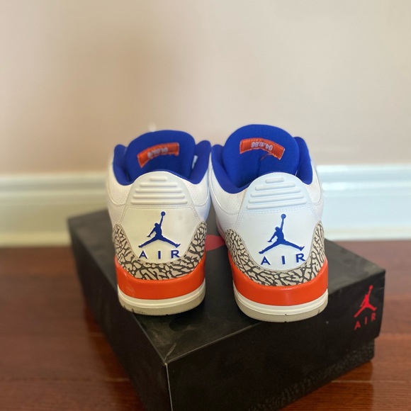 Size 13 Jordan Retro 3 NY Knicks! Worn once and are in perfect condition. - Picture 2 of 6